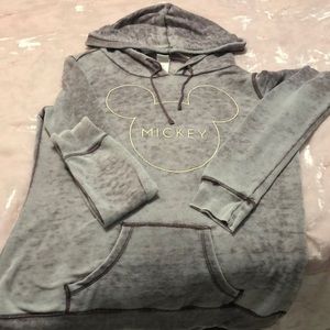 Loose Mickey Mouse sweatshirt